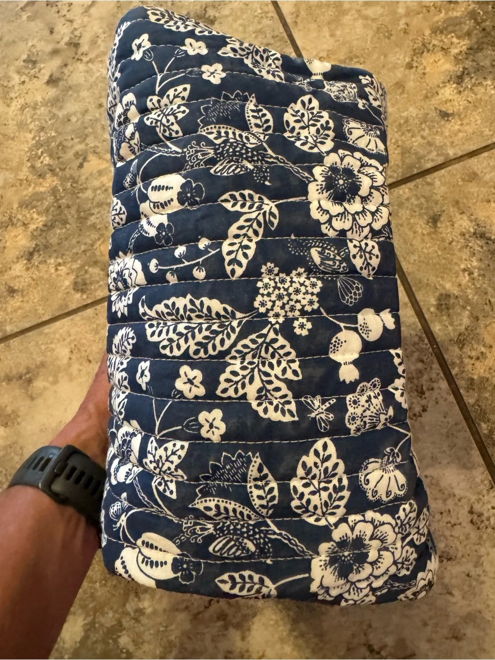 Garnet Hill quilted cosmetic bag set of (2) vibrant navy and white floral